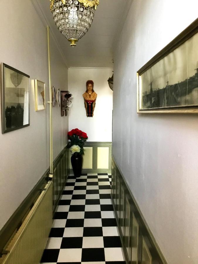 De Kapiteinshut Aan De Rivier Met Xl Ligbad En Sauna Lekkerkerk المظهر الخارجي الصورة